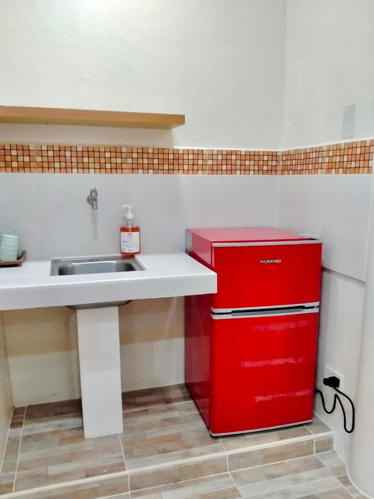 Balai Tinay Guesthouse Legazpi Habitación foto