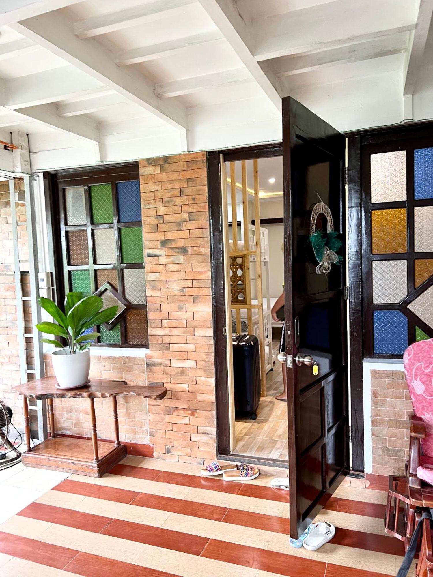 Balai Tinay Guesthouse Legazpi Habitación foto
